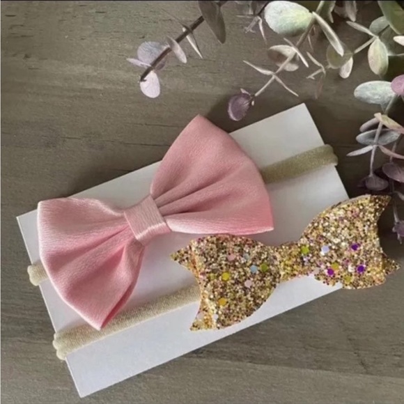 3/$20 🔷 Gold Glitter & Pink Baby Girls Bow Headbands - Picture 1 of 2